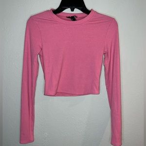 Pink long sleeve crop top